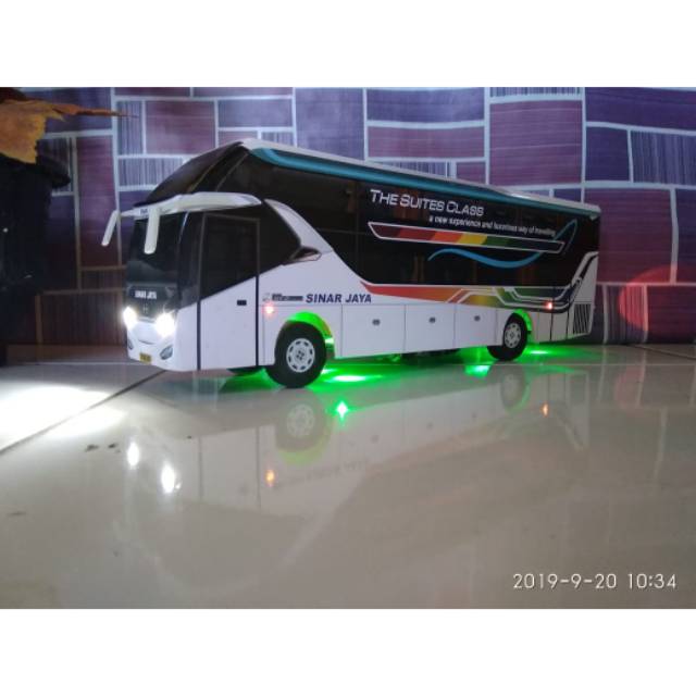 Miniatur bus KECIL sinar jaya