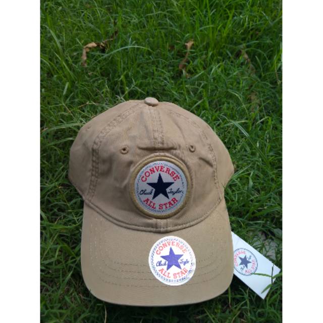 Topi brand (Converse Chuck Taylor )