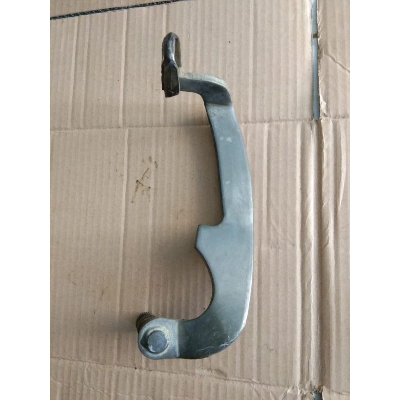 pedal rem pijakan rem belakang tiger revo Ori copotan