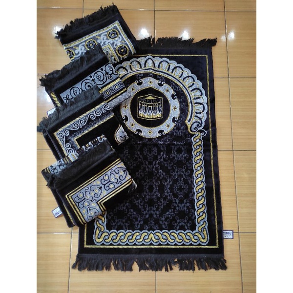 Sajadah Turki Premium Beludru Super Tebal dan Halus  70 x 110 cm| Sajadah Hantaran | Kado Guru