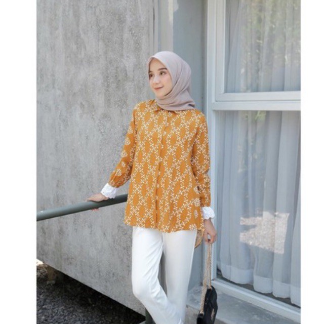 pattern lace top by ODECA DAILY