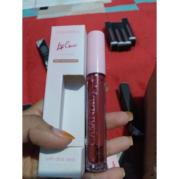 Lipcream casandra aloevera