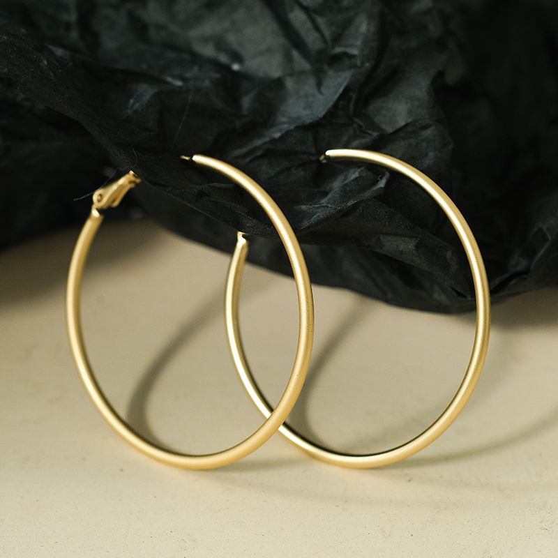 Women Vintage Metal  Big Circle Hoop Earrings / Girls Statement Drop Earrings  /  Ladies Elegant Sliver Gold Colour Dangle Earrings