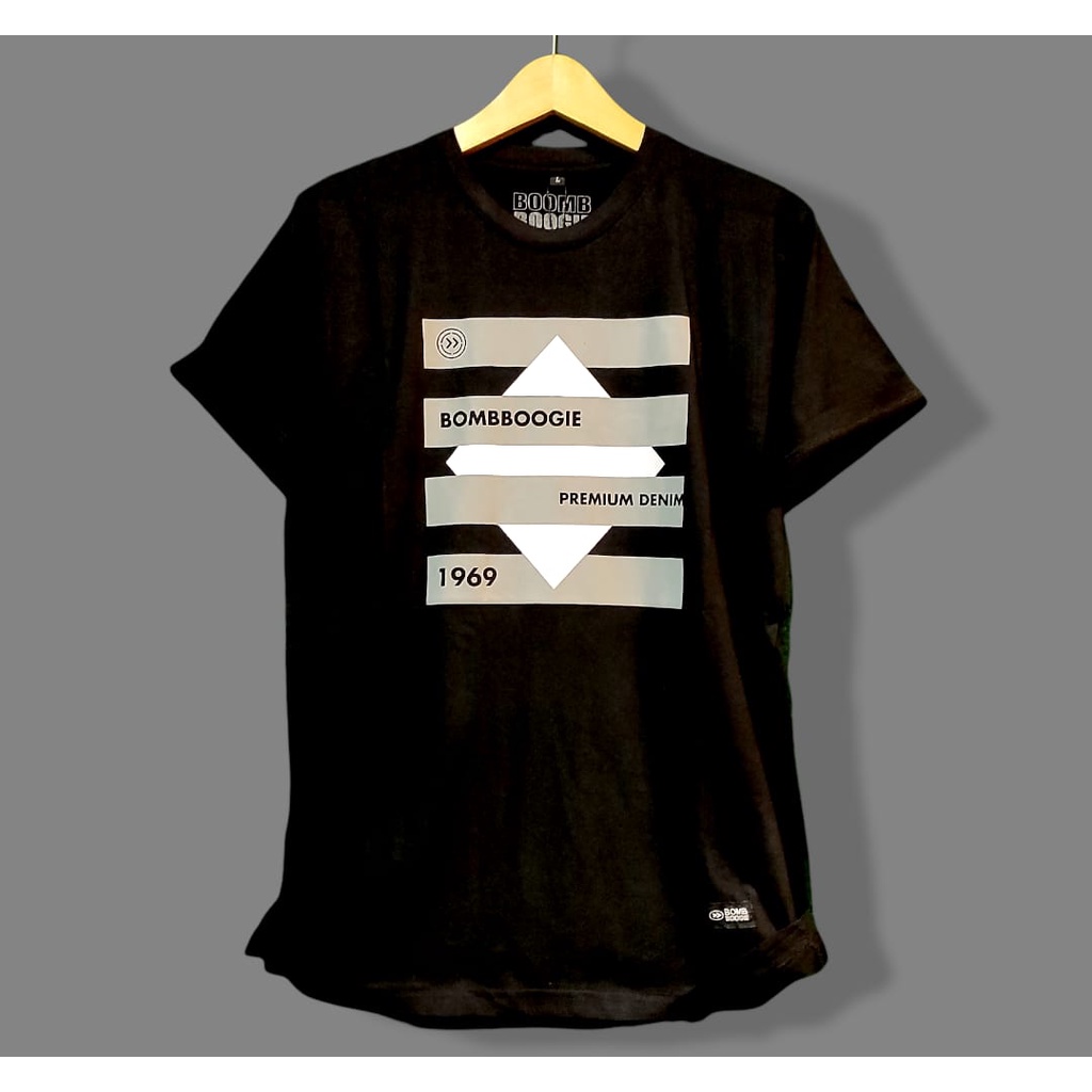 t-shirt kaos distro pakaian pria Kaos Pria Distro Kaos Bomboogie Original Lengan Pendek Size M L dan