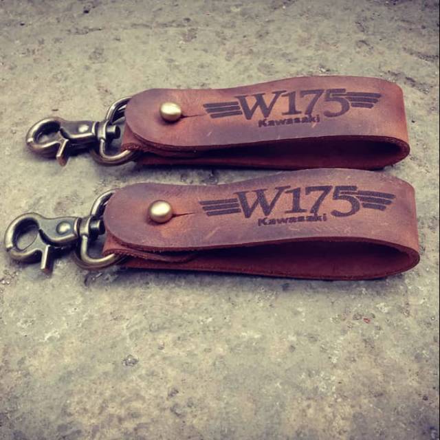 gantungan kunci kulit/gantungan kunci motor/key chain kawasaki W175/gantungan kunci custom