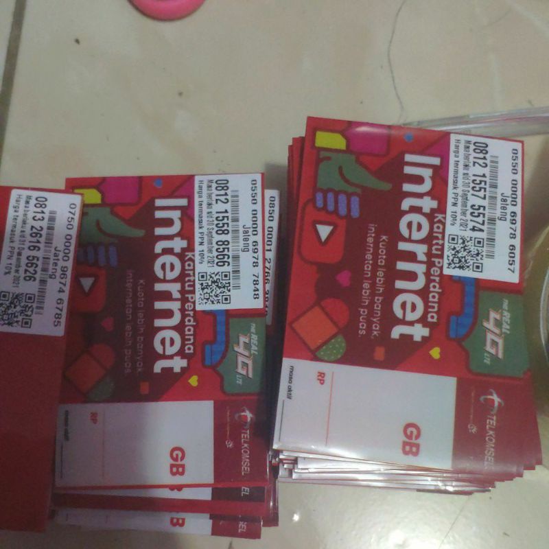 Kartu perdana telkomsel simpati red 4g lte 0k segel exp  2022 murah meriah acak belakang-Aktif acak
