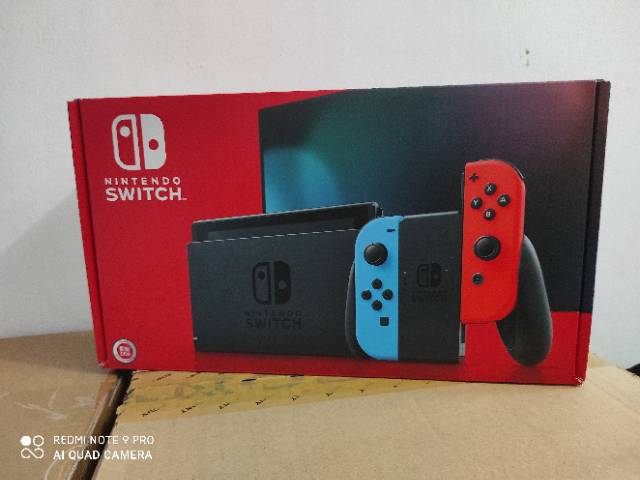 NINTENDO SWITCH NEON BLUE / NEON RED