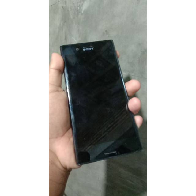 SONY XZ PREMIUM 4/64GB DOCOMO INCLUDE SD CARD 32GB + HYBRID CASE