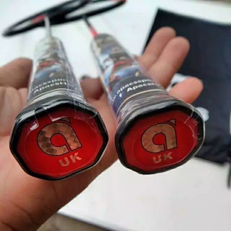 Raket Badminton apacs Versus 77 35lbs free senar dan grip karet yonex