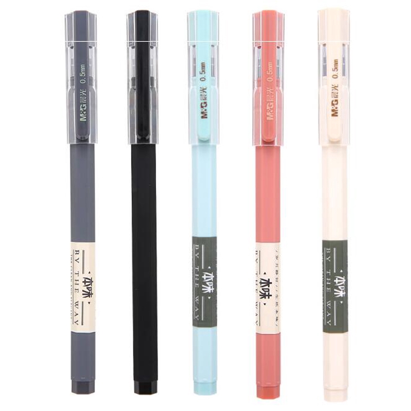 M&amp;G Gel Pen Cute Macaron Student Exam Black Signature Pen Stationery A0404