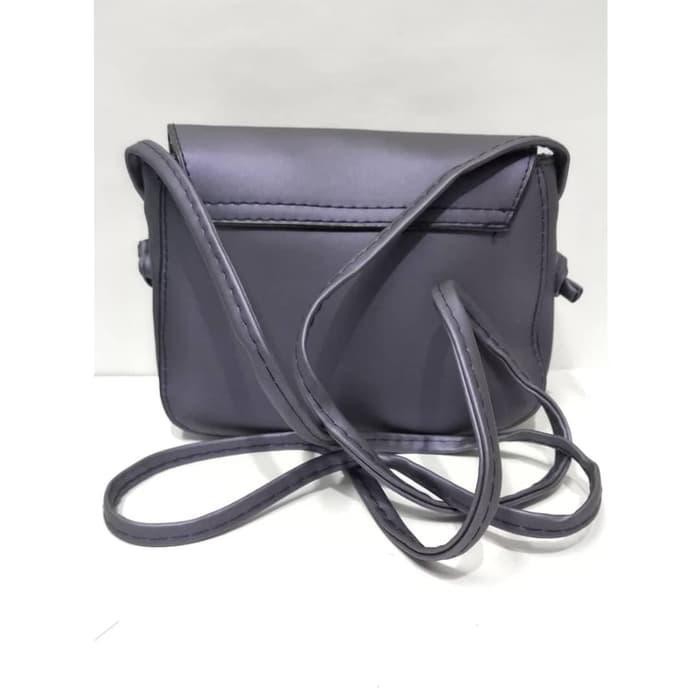 Penawaran Menarik Tas Jelly Matte Polos Kupu Kecil 18 cm Selempang Wanita Warna Ungu Murah