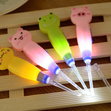 1 SET PEMBERSIH TELINGA ANAK - Korek Telinga Dengan Lampu LED Anak chn earpick ear