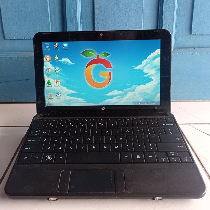 HP Mini 110-1049TU Hitam 10 inch RAM 2GB HDD 250GB Netbook Second