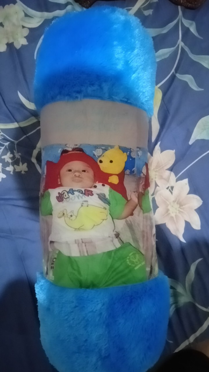 Bantal Guling Foto