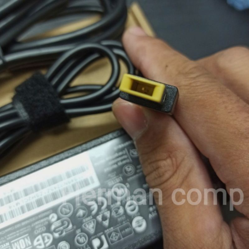 Original Adaptor/Charger Laptop lenovo ADLX65NCT3A 20V 3.25A 65W USB KOTAK