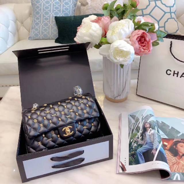 Chanel boy new accessories 25cm 280rb
Free box and dustbag and sertifikat