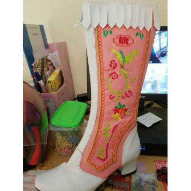 Sepatu Mayoret Pink Bordir