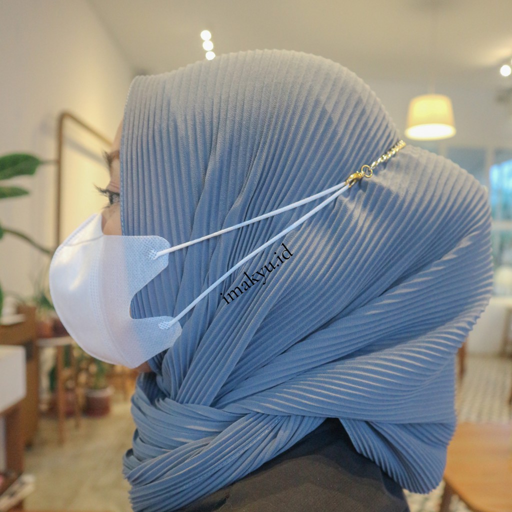 CONECTOR MASKER RANTAI GOLD HIJAB