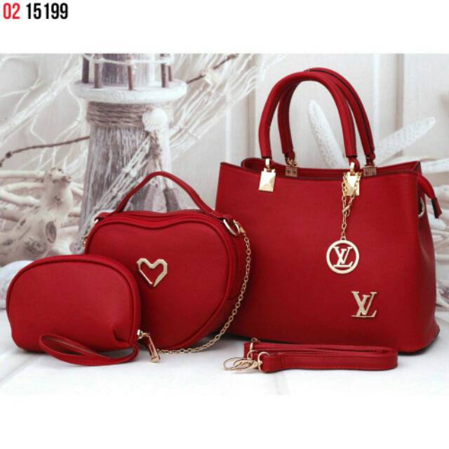 Tas Lv Set 3 In 1 Love
Kode : 15199 
Ukuran : 32x14x23 cm