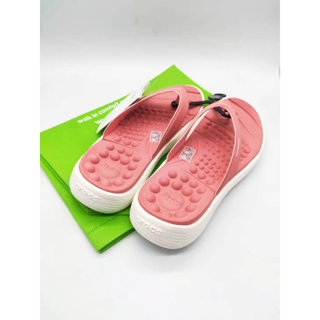 Crocs / Sandal Crocs / Crocs Reviva Flip / Sandal Jepit / Crocs Jepit / Sandal Wanita / Crocs Wanita / Crocs Woman / Sendal Crocs / Sandal Flat / Sandal Rumah / Crocs Reviva / Sendal Wanita / Reviva Flip / Crocs Jepit Wanita