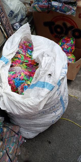 500 Gram (-+150 Pcs ( Patung Dinosaurus Kiloan Mainan Warna Cerah Bisa Berdiri Harga Grosir