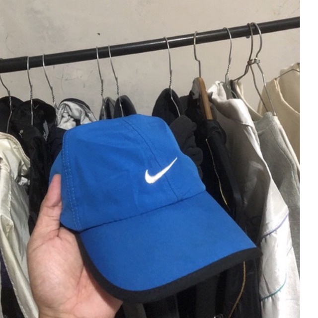 Topi Nike Second Thrift Preloved