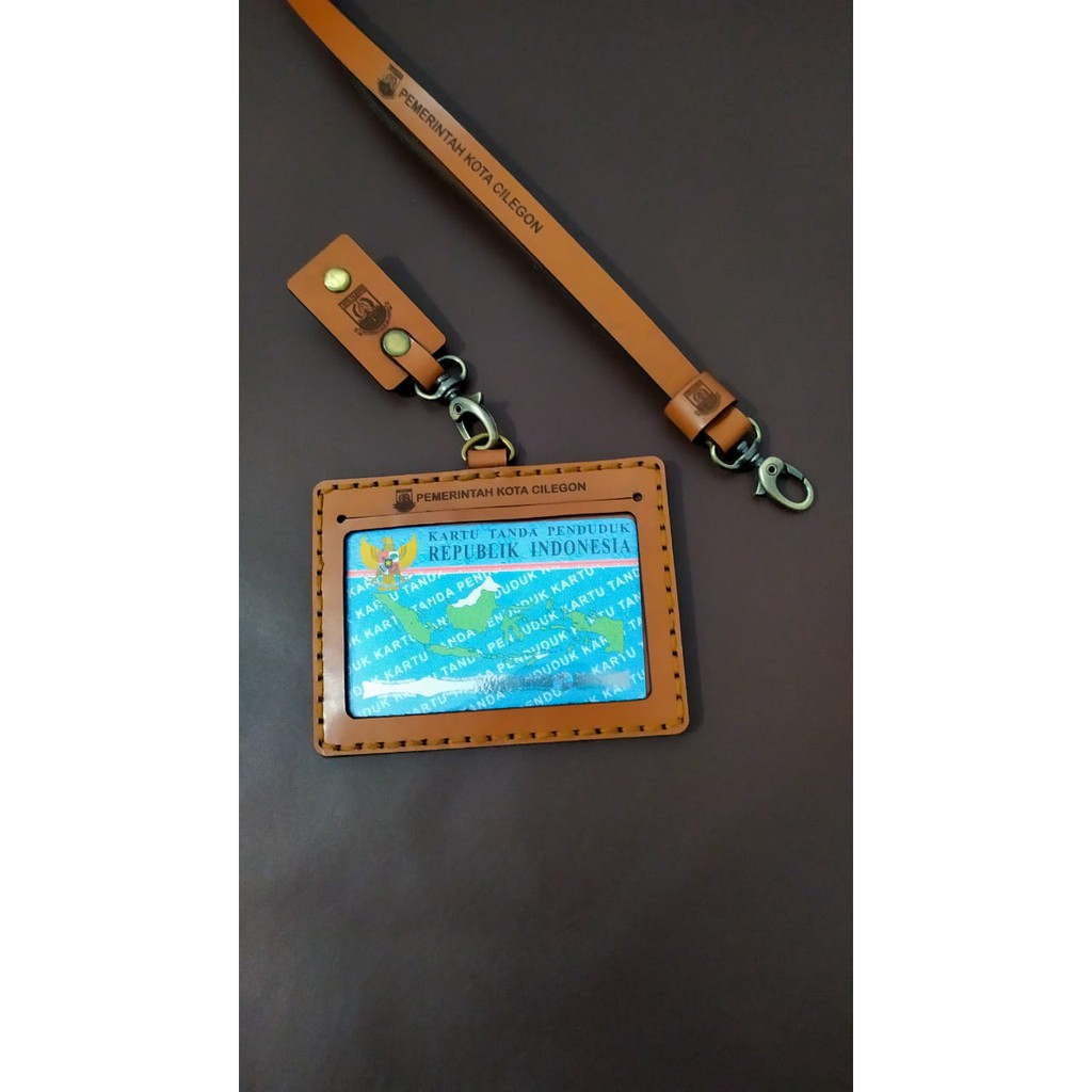 

Name Tag Custom Horizontal Berkualitas
