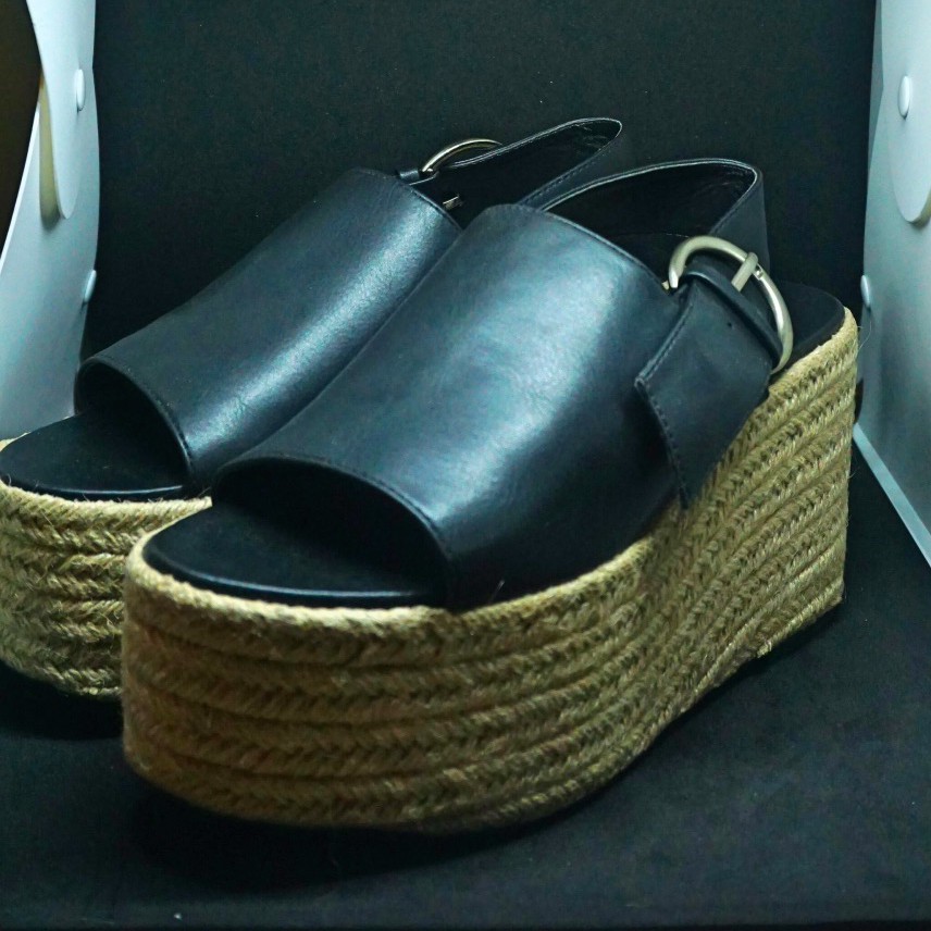 Sepatu wanita buckled wedges ZARA Original PRELOVED