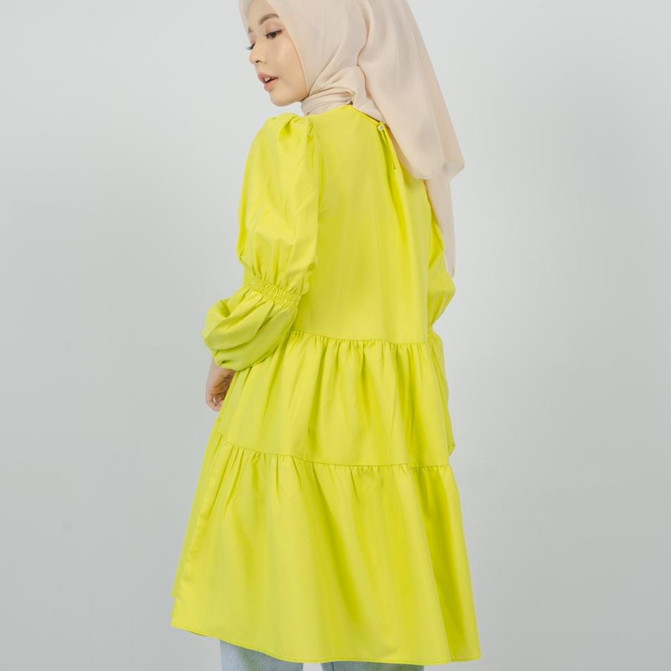 ((TERLARIS)) HijabChic Frita Lime Green Top