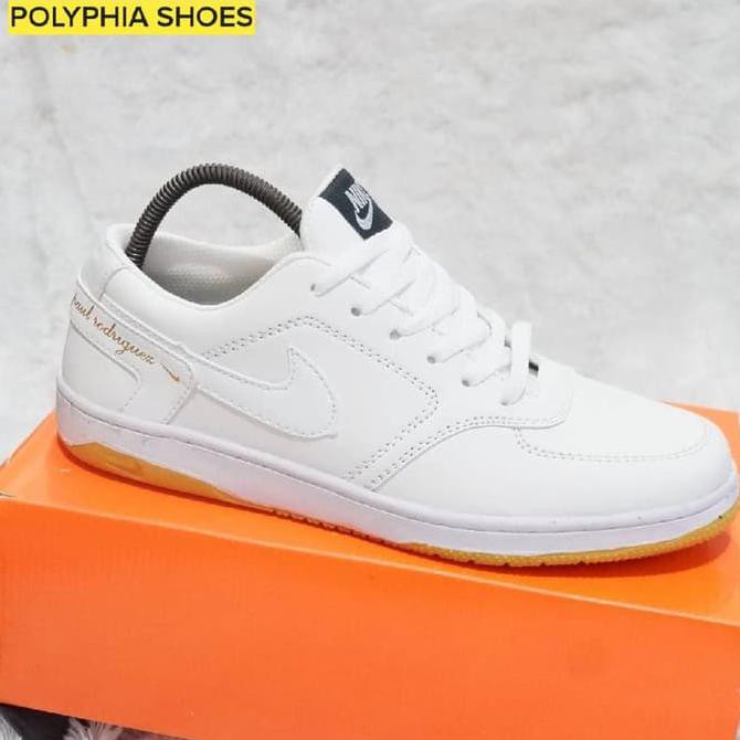  NIKE  PAUL RODRIGUEZ GRADE ORIGINAL SEPATU  PRIA WHITE 