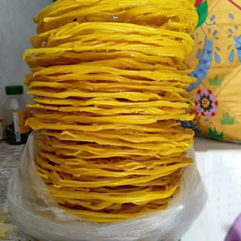 

1 KG MIE KENYOL MENTAH KHAS PEKALONGAN / MIE LODEH