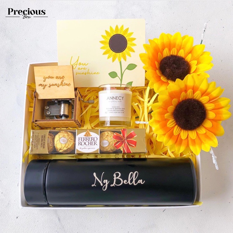 

YELLOW BIRTHDAY BOX 2 | HADIAH ULANG TAHUN CEWEK | CUSTOM GIFT SET | PREMIUM HAMPERS CANTIK