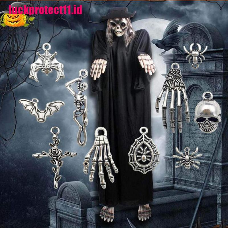 50 Pcs Liontin Bentuk Kelelawar Skeleton Warna Silver Untuk Perhiasan Halloween Charms