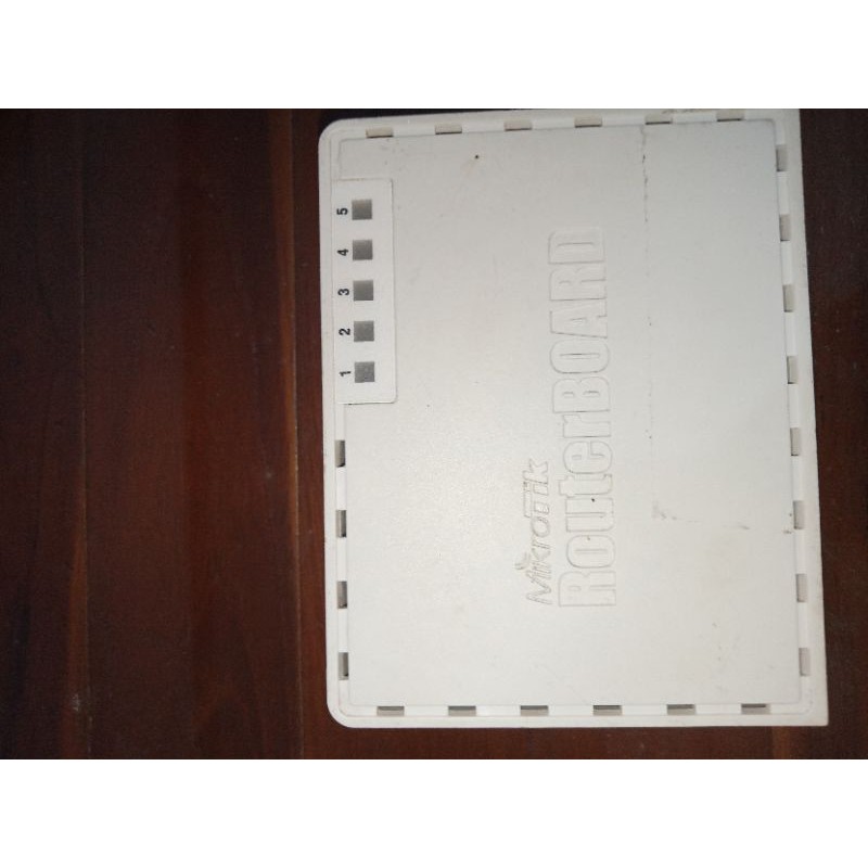 mikrotik RB 750