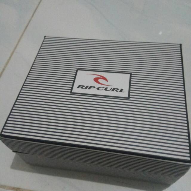 Jam Ripcurl cewek