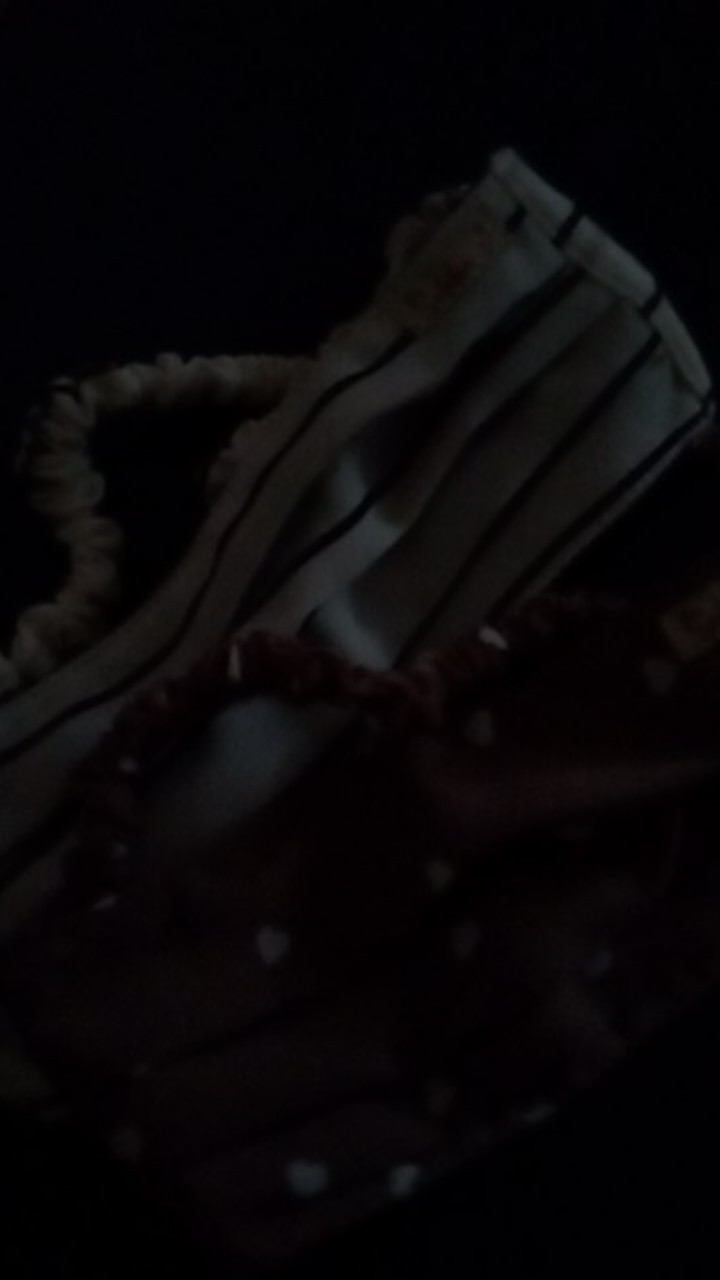 Masker Hijab Motif Polka Love 2ply Tali Serut