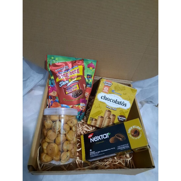 

Parcel Hampers Lebaran esthetik