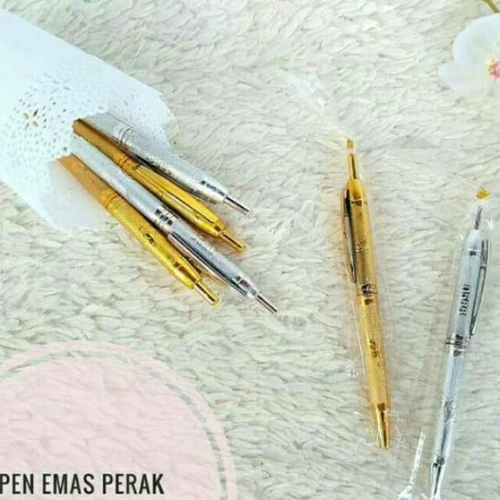 

Souvenir Pernikahan Pulpen Emas