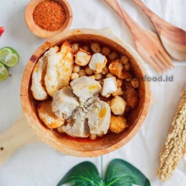 

Baso Sapi Tulang Sambal Matah