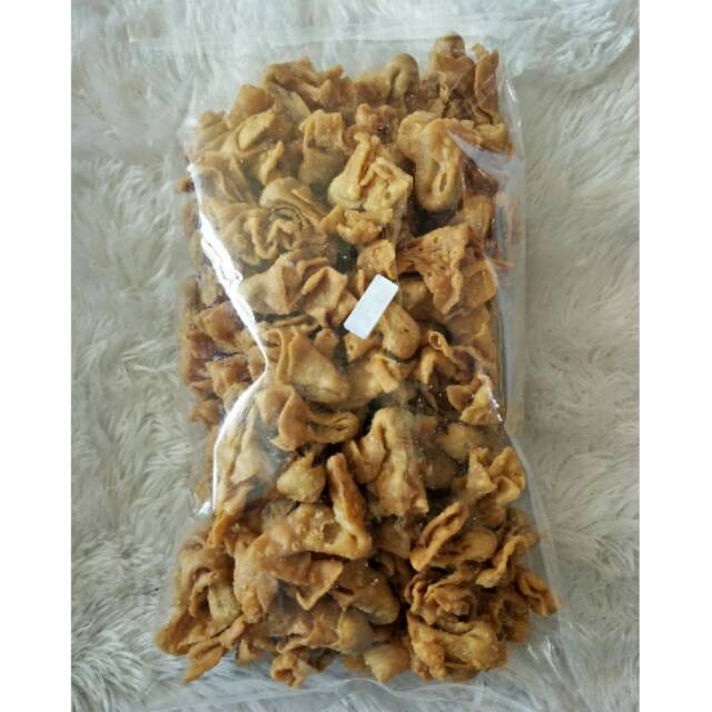 

Pangsit cumi-gurih-enak-makanan ringan-snack kiloan