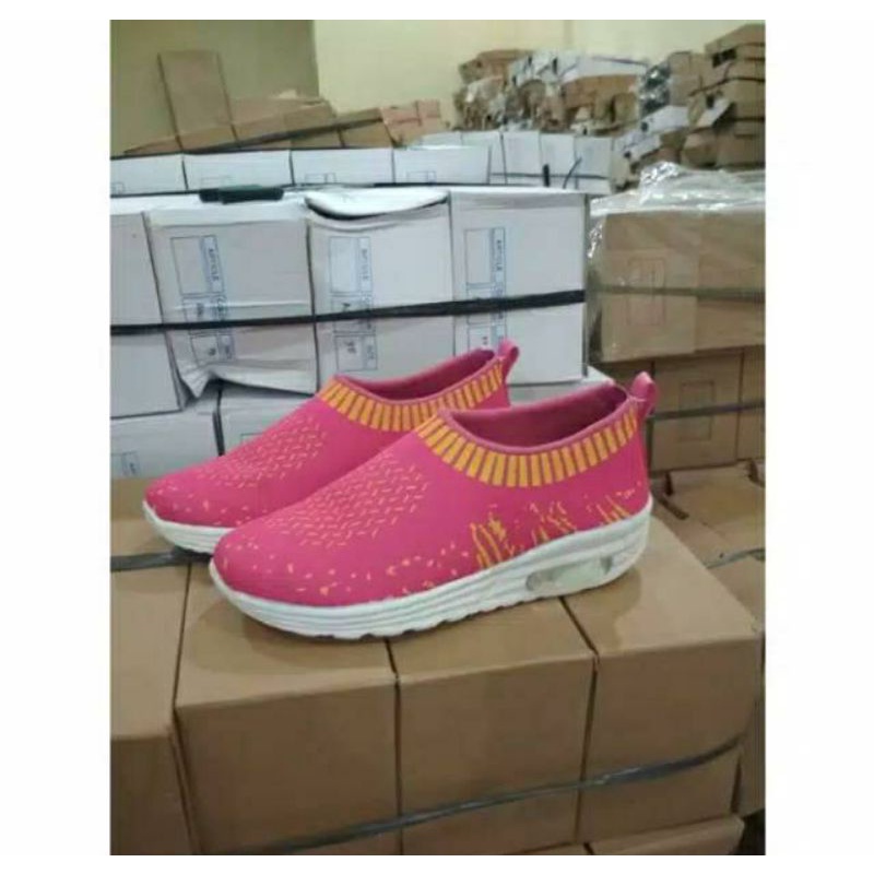 slip on wanita / slip on kanvas / slip on pink/ slip on murah