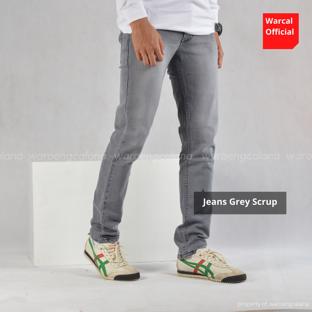 In One Celana Jeans Panjang Grey Scrup