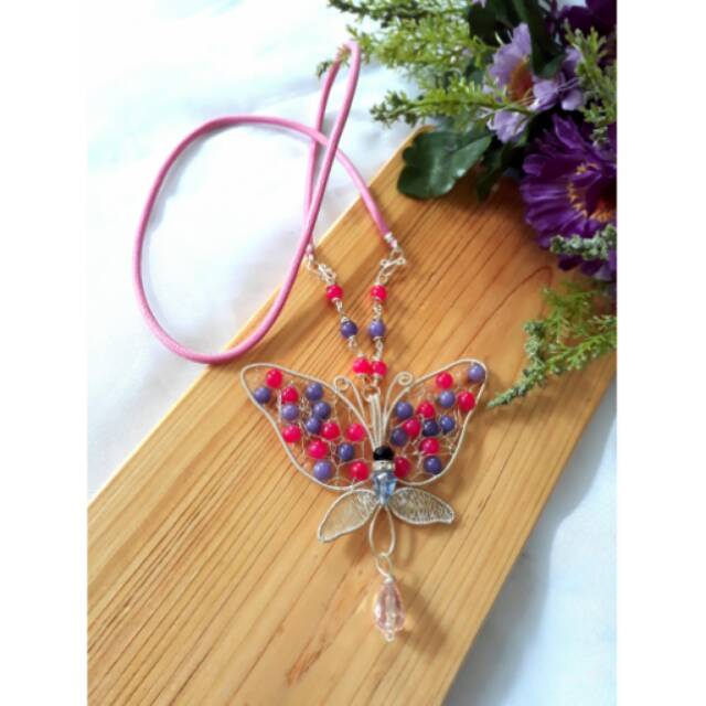 Kalung Liontin Kupu-kupu / kalung hijab / kalung unik
