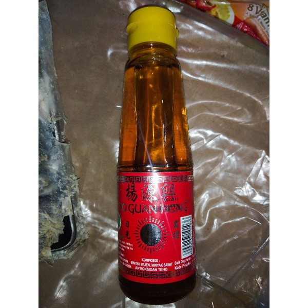 

Minyak Wijen Yo Guan Heng Sesame Oil Halal 110 ml