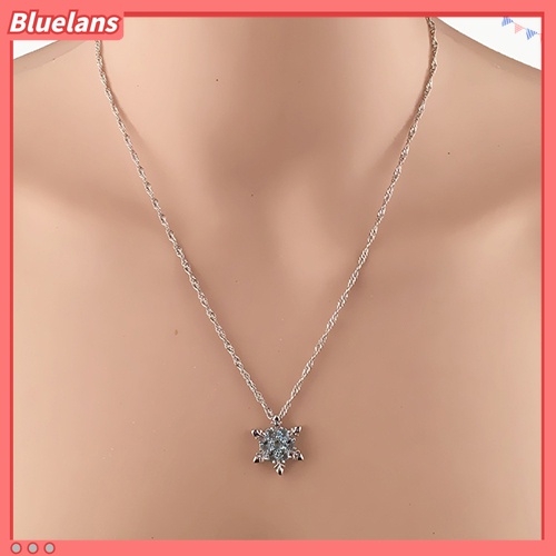 Bluelans Kalung Choker Rantai Pendek Dengan Liontin Snowflake Aksen Berlian Imitasi Untuk Wanita