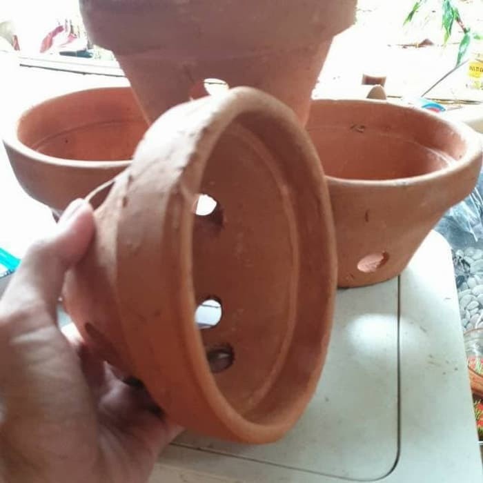 pot anggrek tanah liat / pot penyubur anggrek