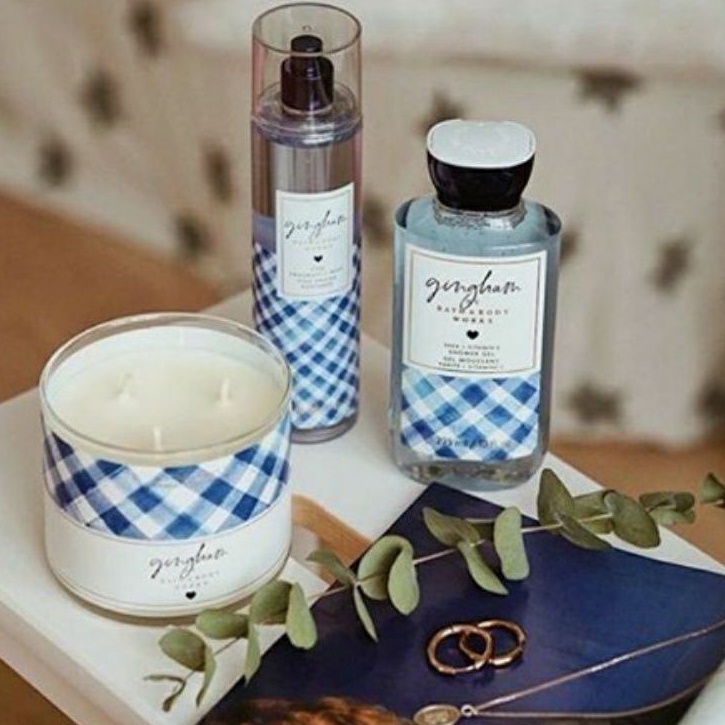 BATH &amp; BODY WORKS BBW GINGHAM 3-WICK SCENTED CANDLE 411 G LILIN WANGI 3 SUMBU UKURAN BESAR PENGHARUM RUANGAN