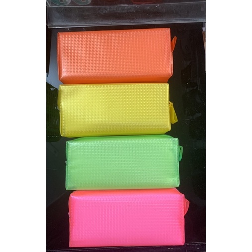 

Kotak pensil kain shintoeng up2
