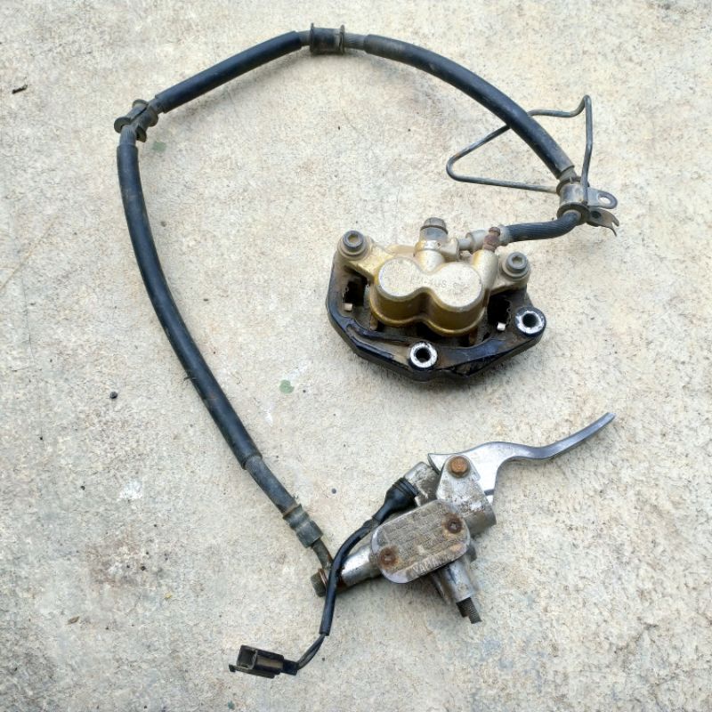 Master Rem Kaliper Set Depan Pengereman Set Depan Yamaha F1ZR Fizr Fiz R Force One Vega R Jupiter Z 