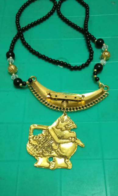 Kalung wayang Semar/kalung perhiasan